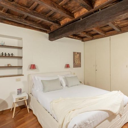 Iflat Comfy Apartament In Campo De' Fiori Rom Exteriör bild