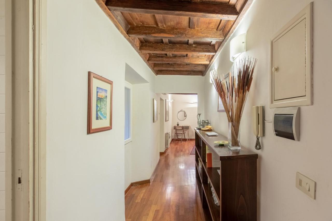 Iflat Comfy Apartament In Campo De' Fiori Rom Exteriör bild