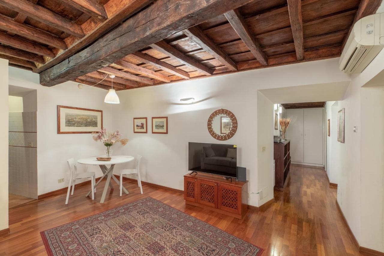 Iflat Comfy Apartament In Campo De' Fiori Rom Exteriör bild